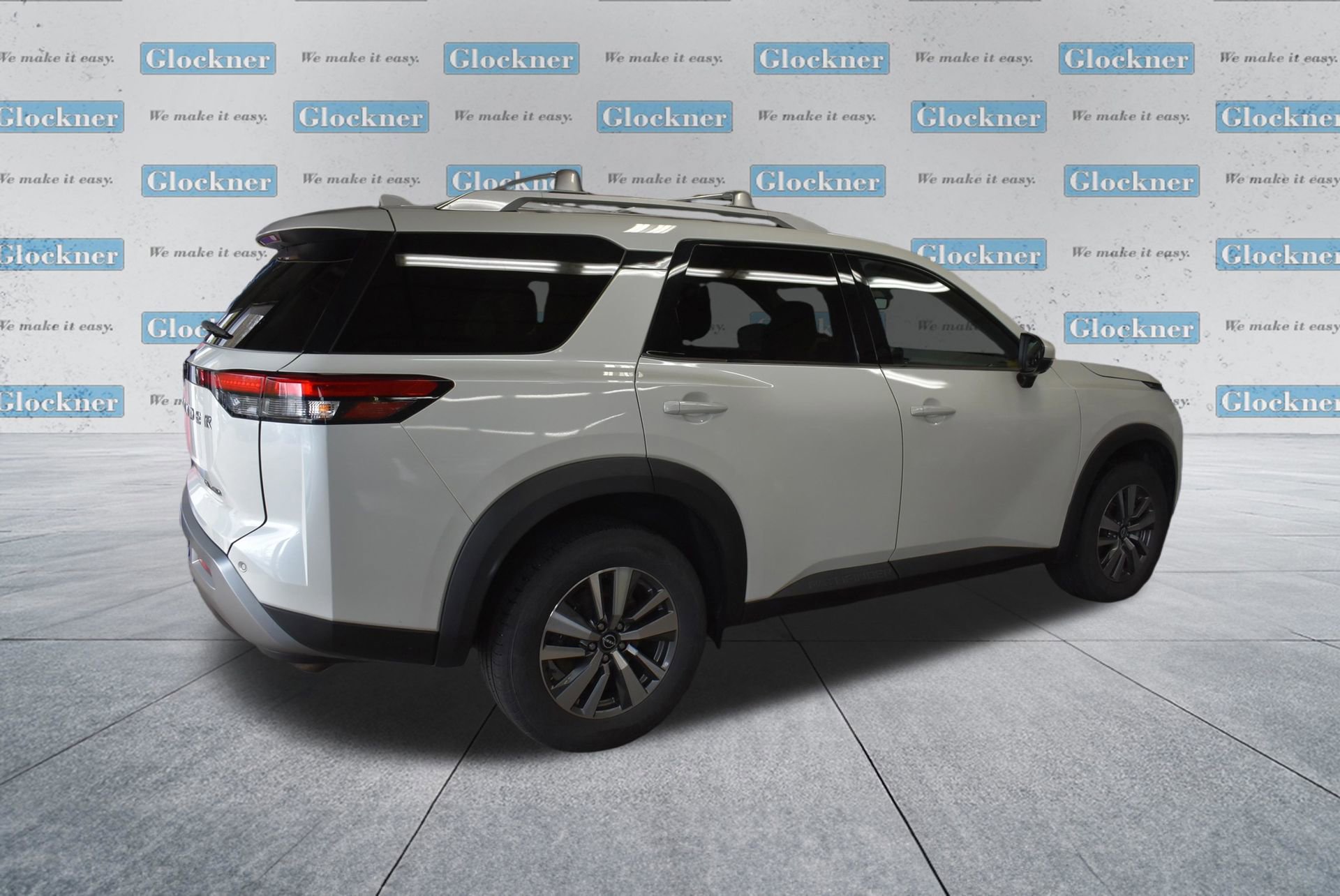 Used 2023 Nissan Pathfinder SL image 4