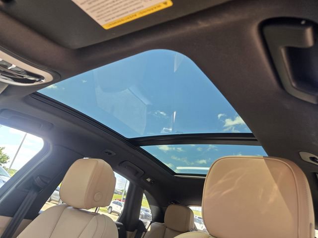 Used 2025 Porsche Macan Turbo image 5