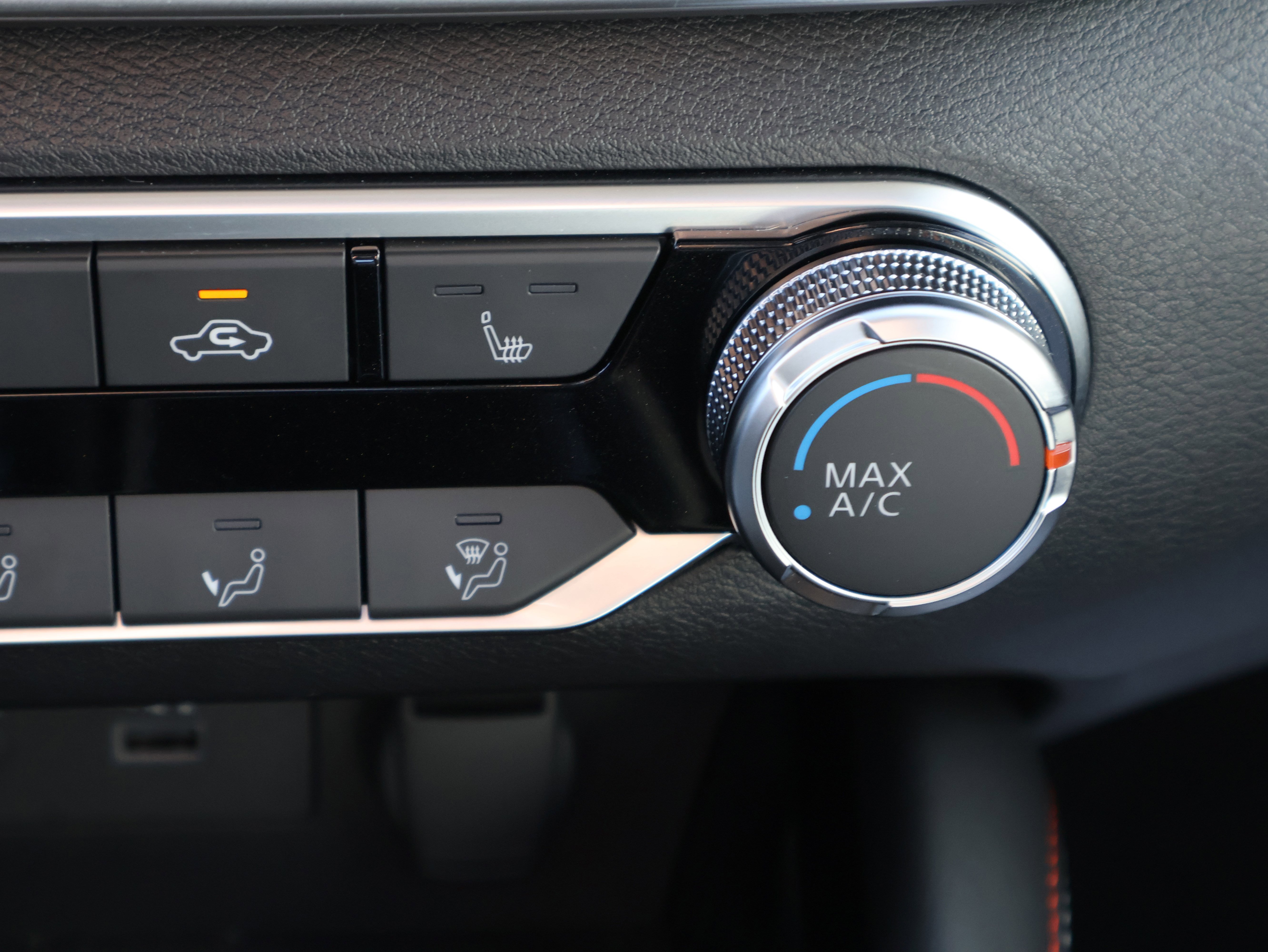 Used 2023 Nissan Altima 2.5 SR w/ SR Premium Package image 27