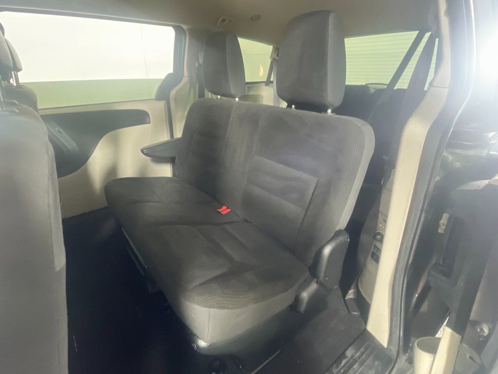 Used 2017 Dodge Grand Caravan SE w/ Power Window Group image 24