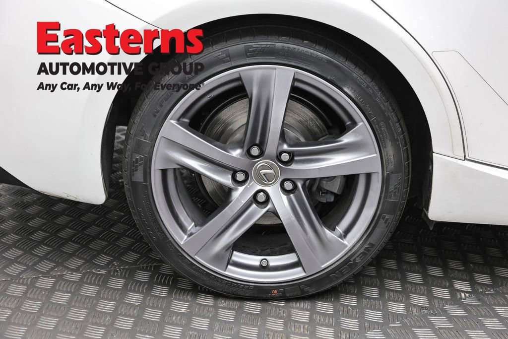 Used 2018 Lexus IS 300 AWD w/ Comfort Package image 33