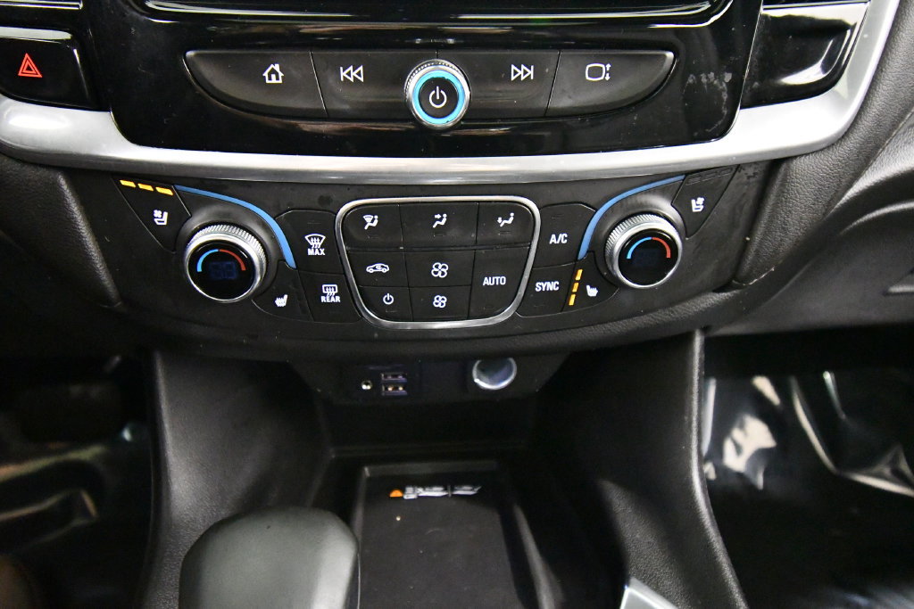 Used 2023 Chevrolet Traverse High Country AWD/4WD image 28