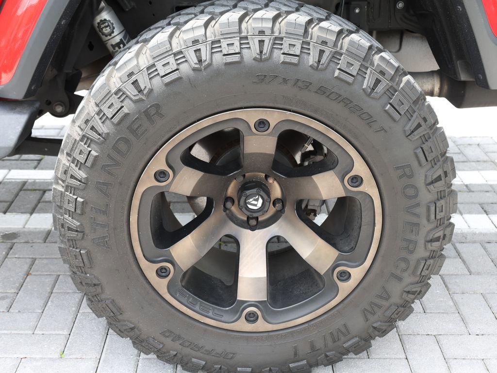 Used 2020 Jeep Gladiator Overland image 40