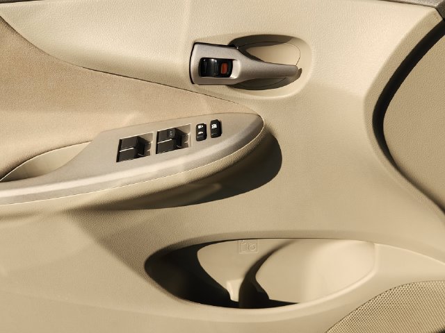 Used 2010 Toyota Corolla LE w/ LE EVP Pkg #1 FWD image 16