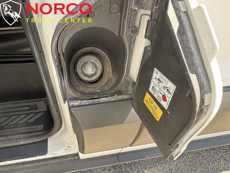 Used 2023 Ford Transit 250 Medium Roof AWD w/ Load Area Protection Package image 17