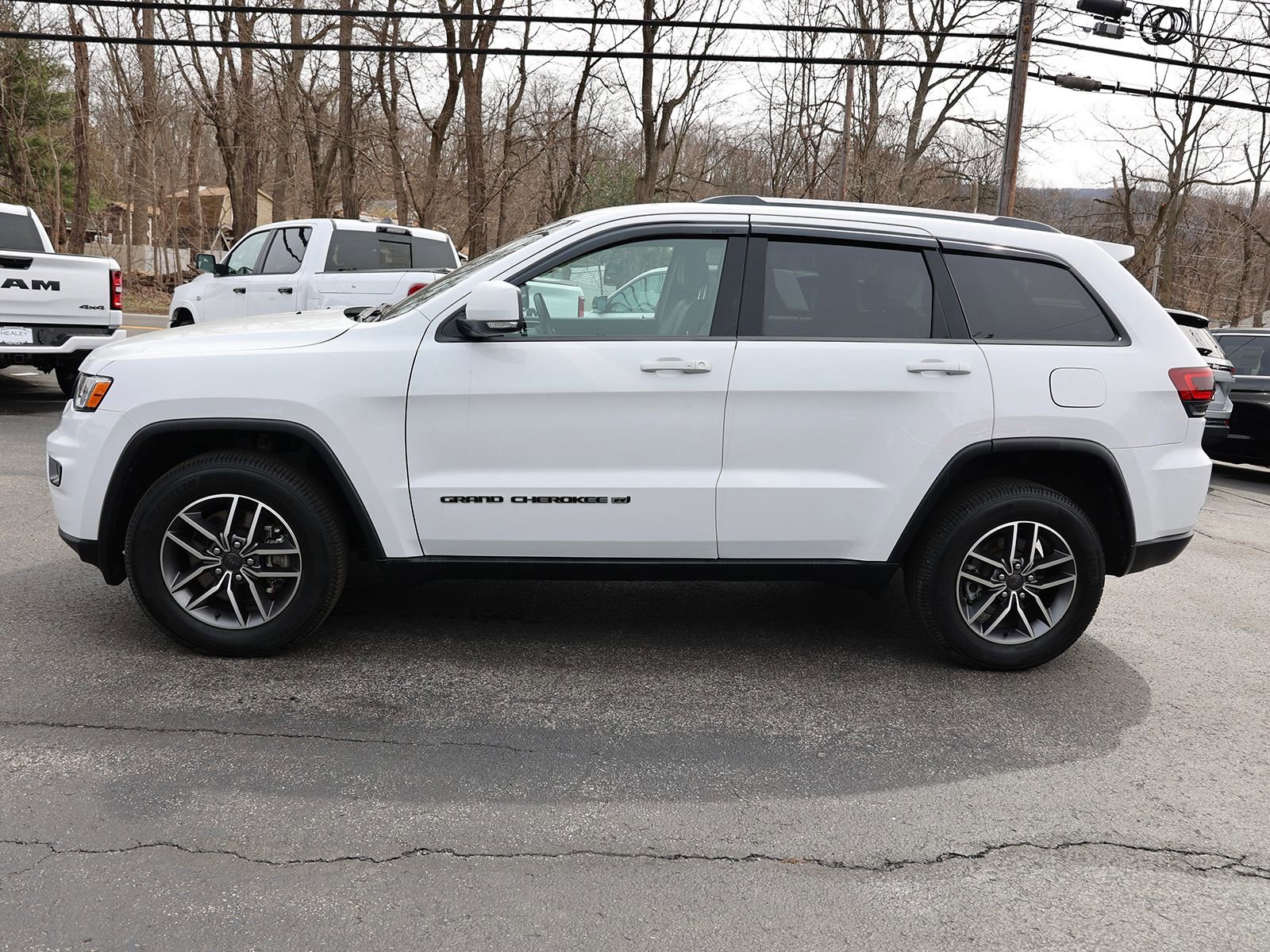 Used 2022 Jeep Grand Cherokee Limited image 4