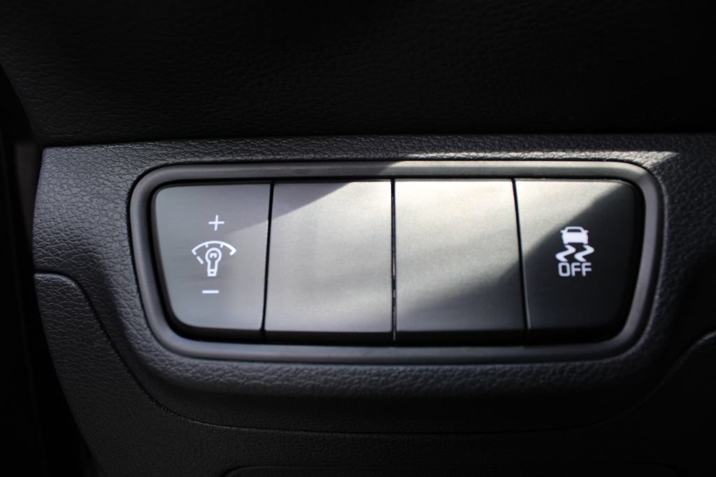 Used 2023 Kia Forte LXS FWD image 25