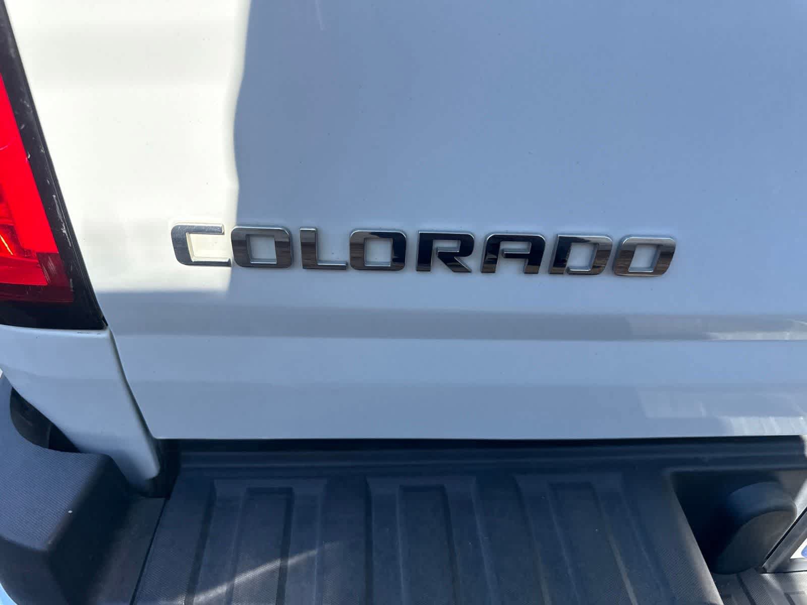 Used 2020 Chevrolet Colorado W/T w/ WT Convenience Package RWD image 10
