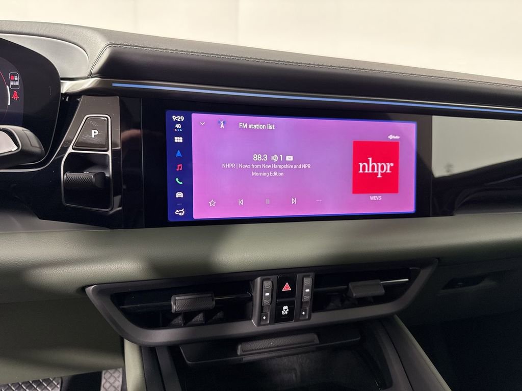 New 2026 Porsche Macan 4 Electric AWD/4WD image 29