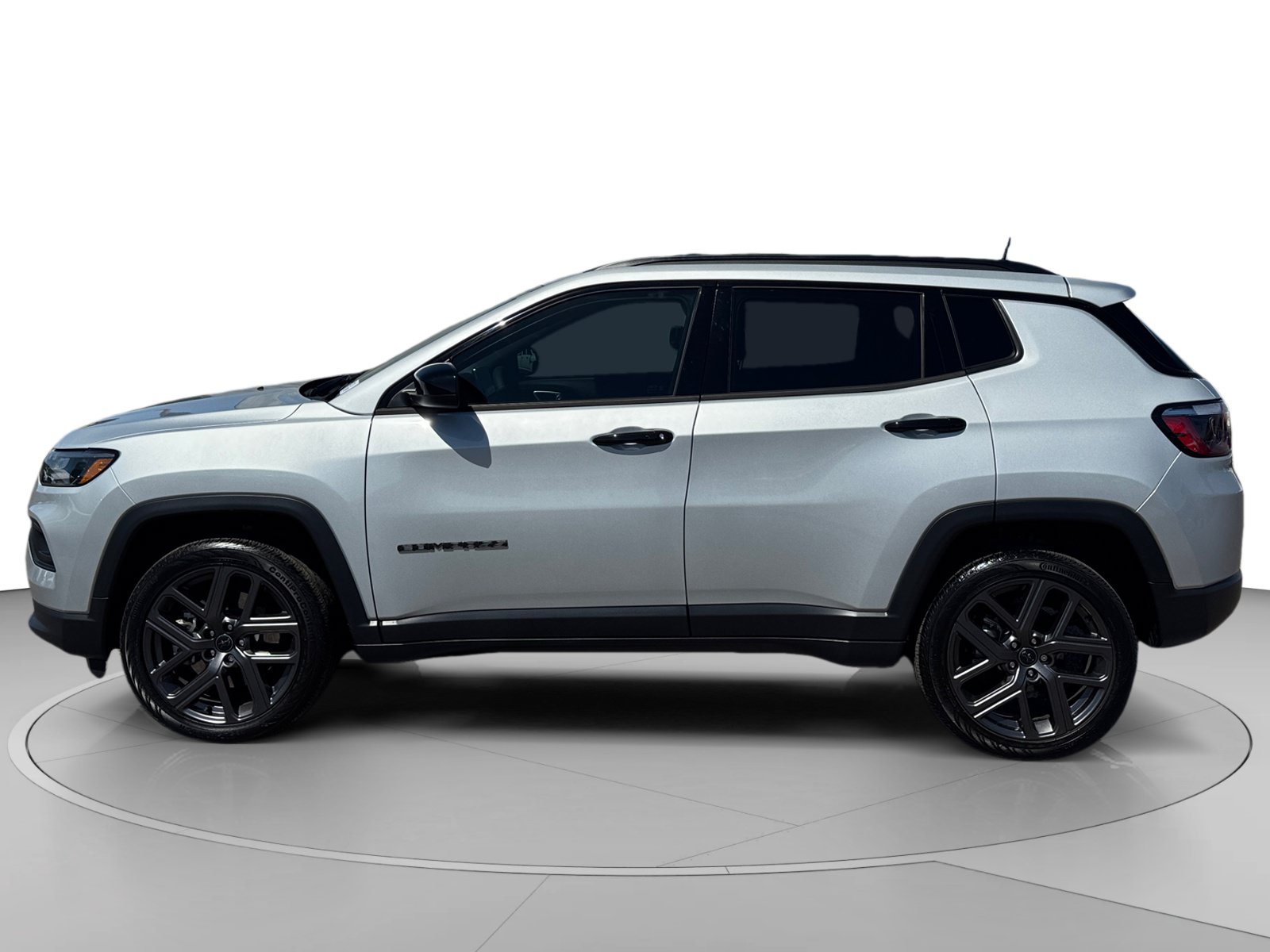 Certified 2026 Jeep Compass Latitude AWD/4WD image 3