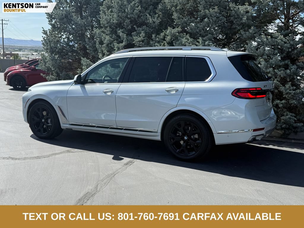 Used 2025 BMW X7 xDrive40i AWD/4WD image 5