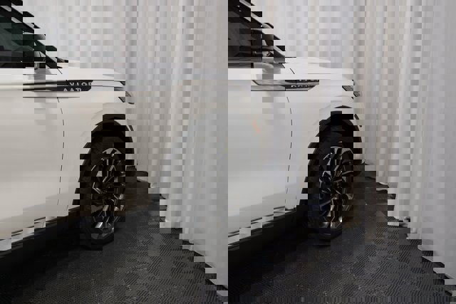 New 2026 Lincoln Aviator Reserve image 28