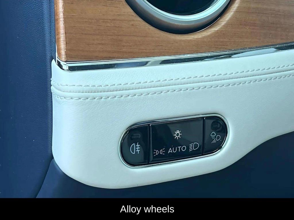 Used 2024 Bentley Continental GT image 17