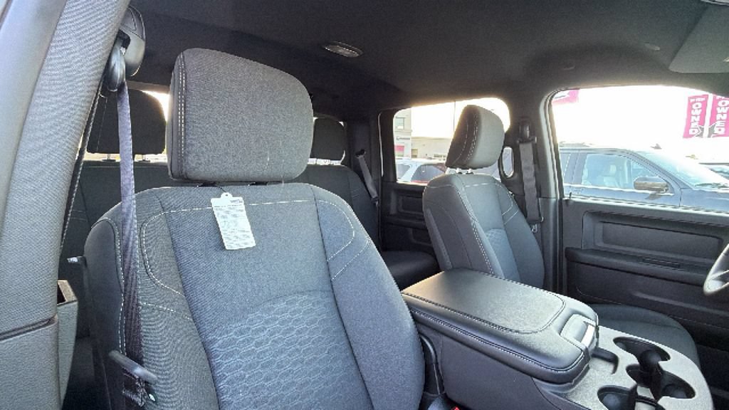 Used 2026 RAM 3500 Tradesman AWD/4WD image 32