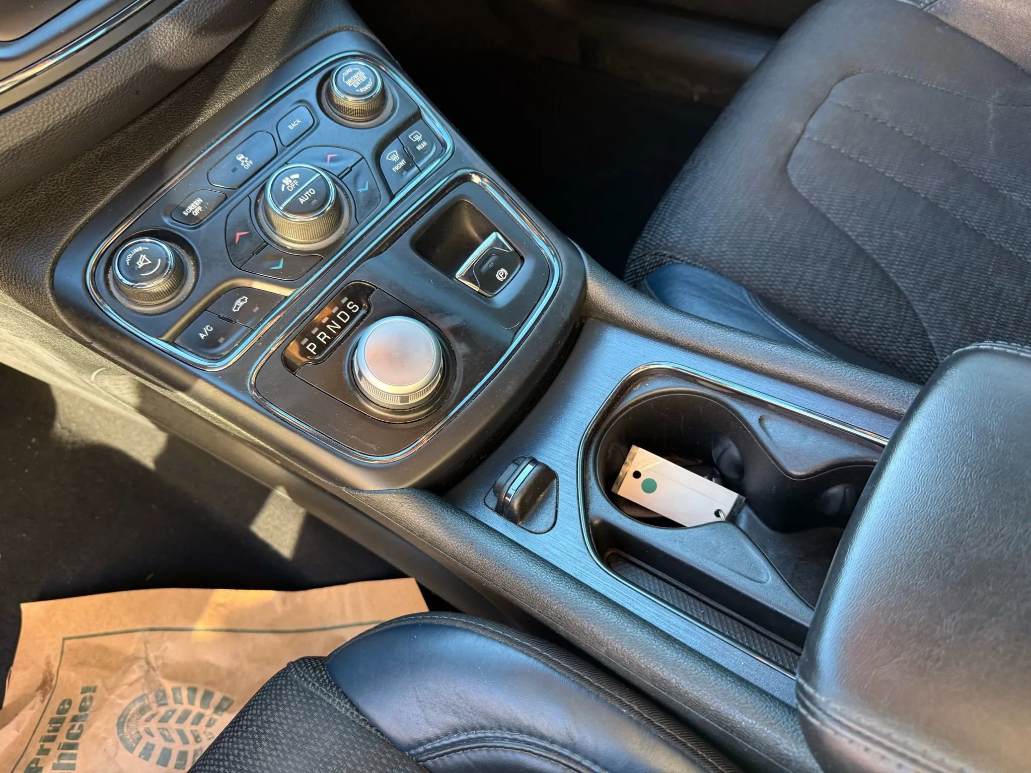 Used 2015 Chrysler 200 S w/ Navigation & Sound Group I image 19