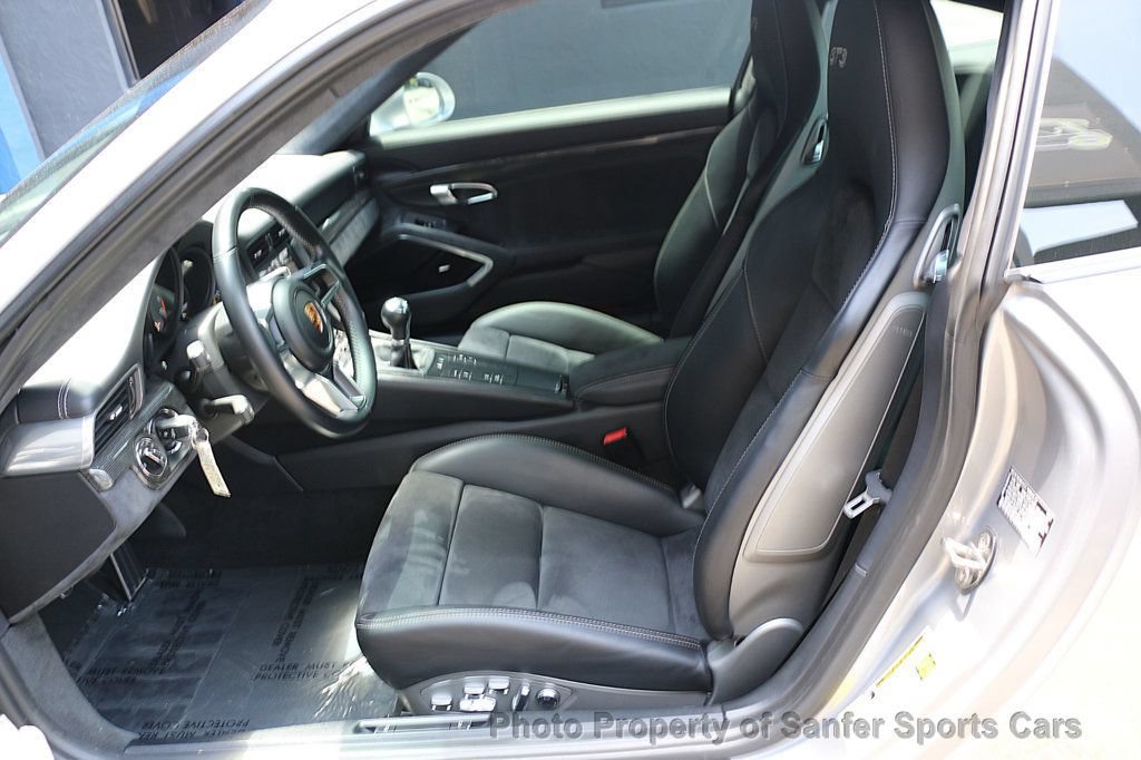 Used 2018 Porsche 911 GT3 w/ Sport Chrono Package RWD image 26