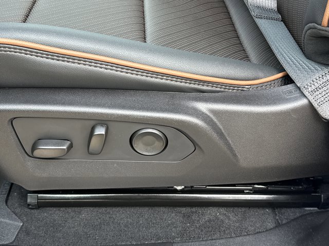 New 2026 GMC Canyon AT4 w/ Technology Plus Package image 17