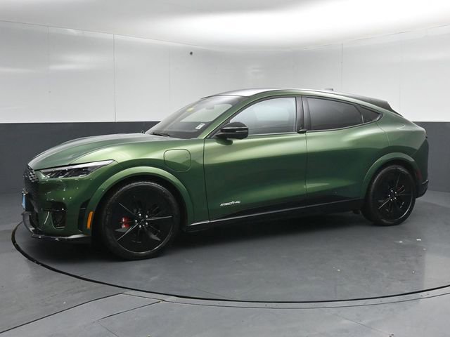 Certified 2025 Ford Mustang Mach-E GT AWD/4WD image 4