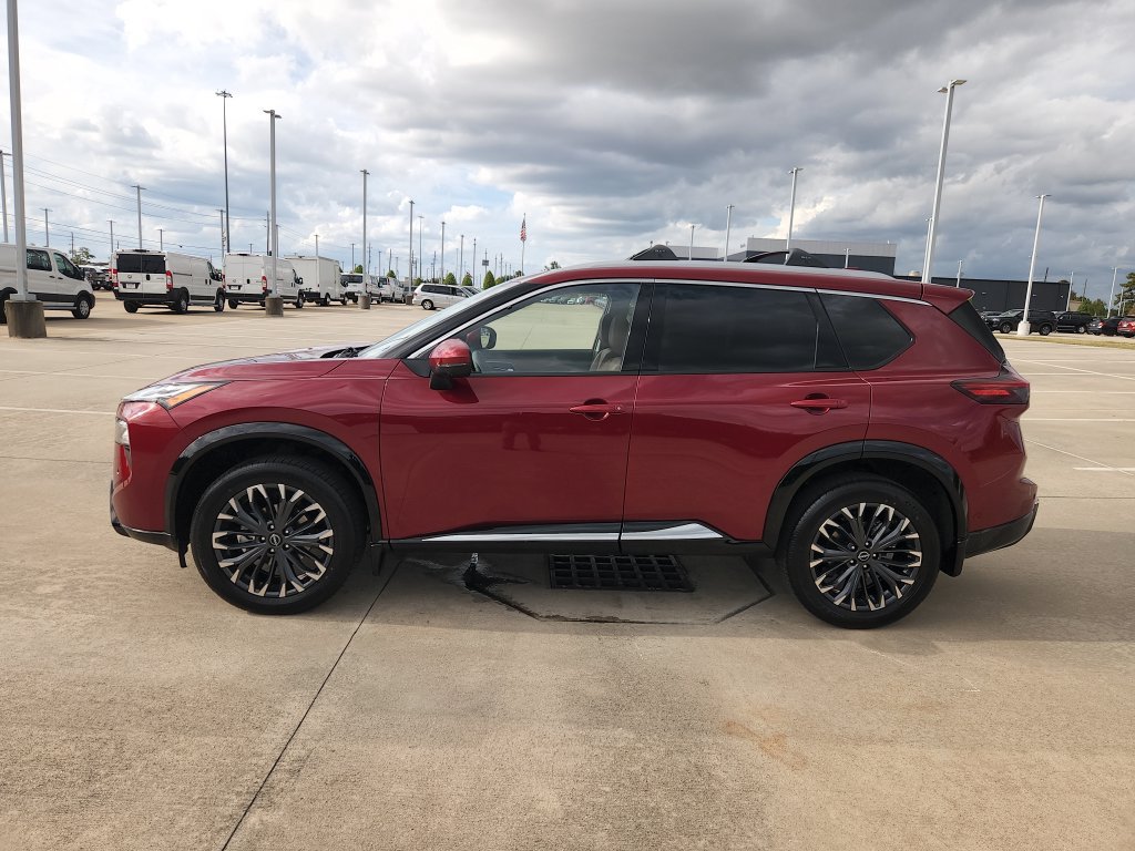 Used 2026 Nissan Rogue Platinum w/ Platinum Premium Package AWD/4WD image 8