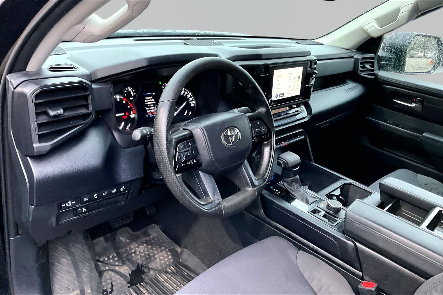 Used 2023 Toyota Tundra SR5 w/ SR5 Convenience Package AWD/4WD image 18