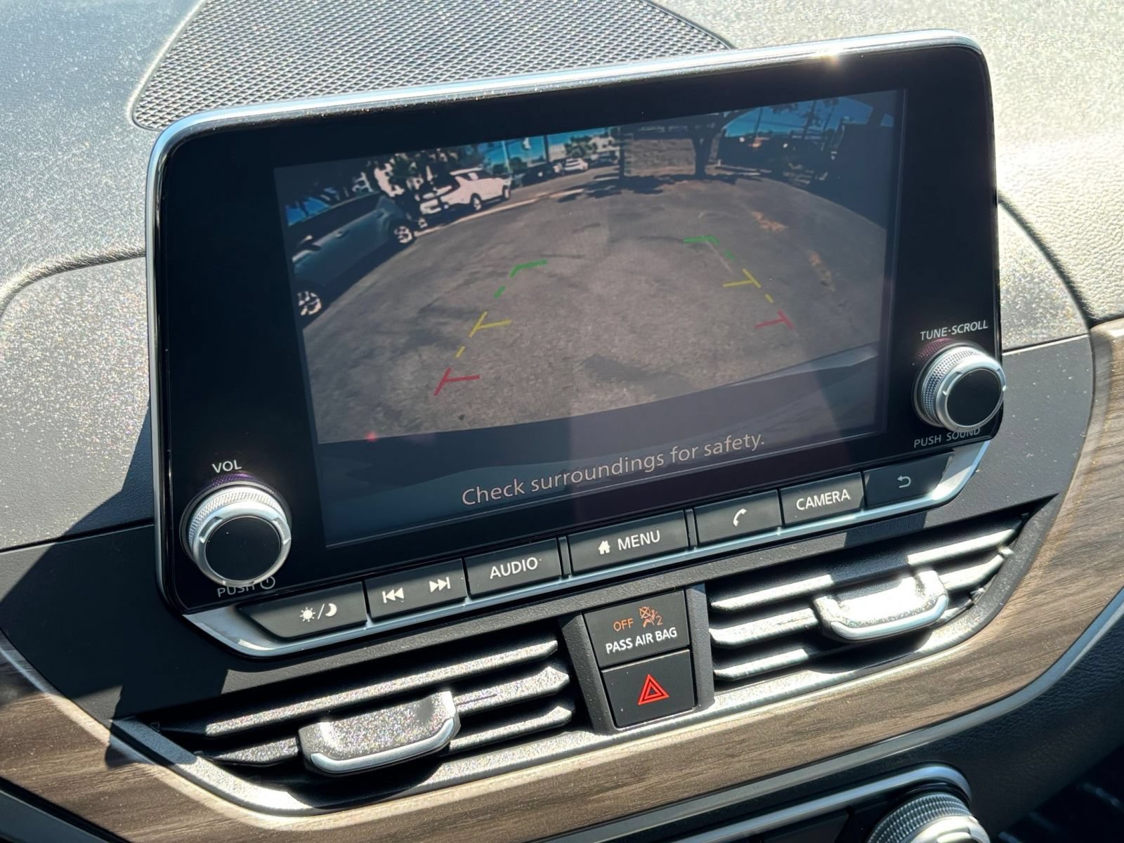 Used 2025 Nissan Altima 2.5 SV FWD image 24