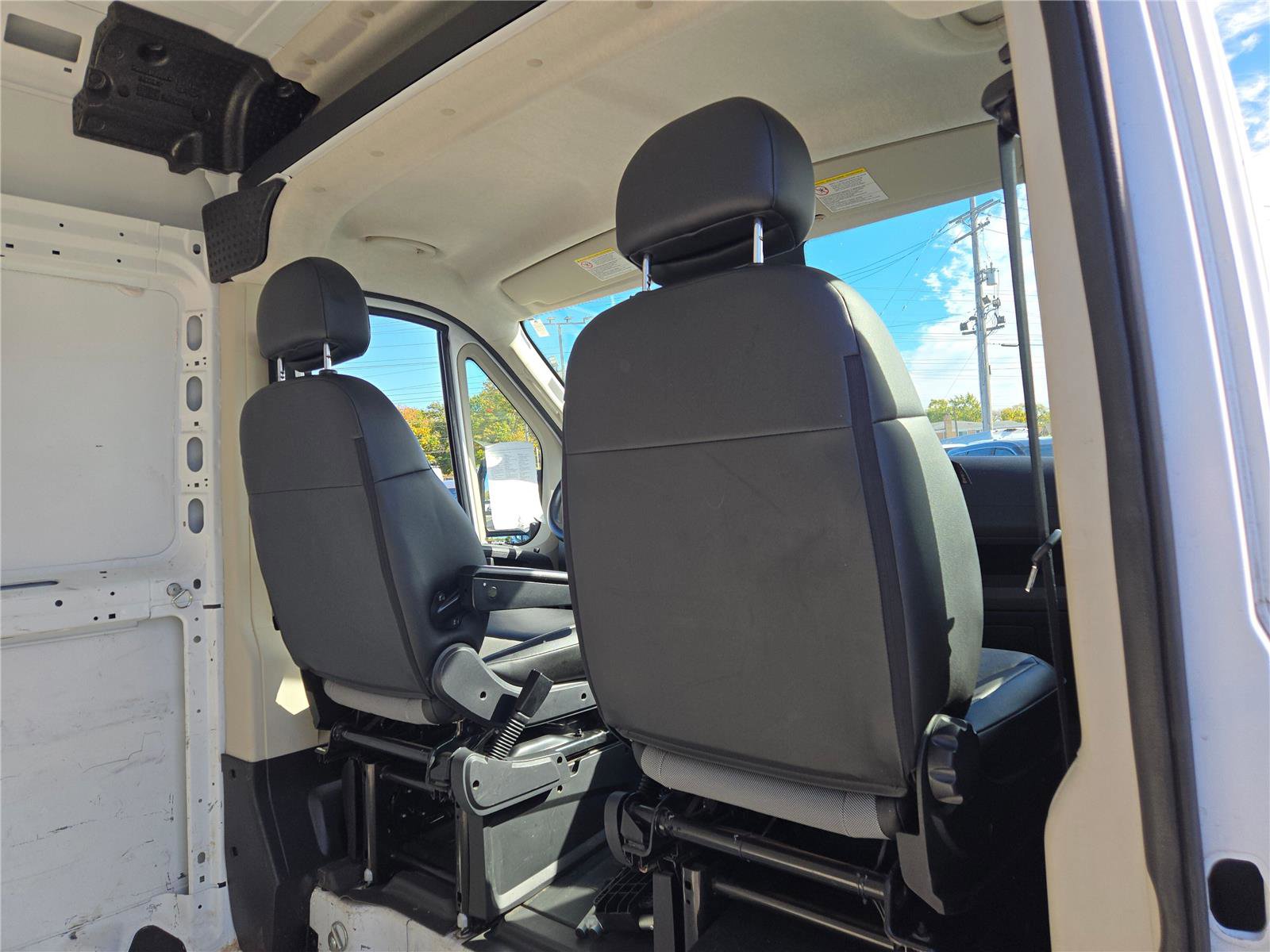 Used 2020 RAM ProMaster 2500 image 9