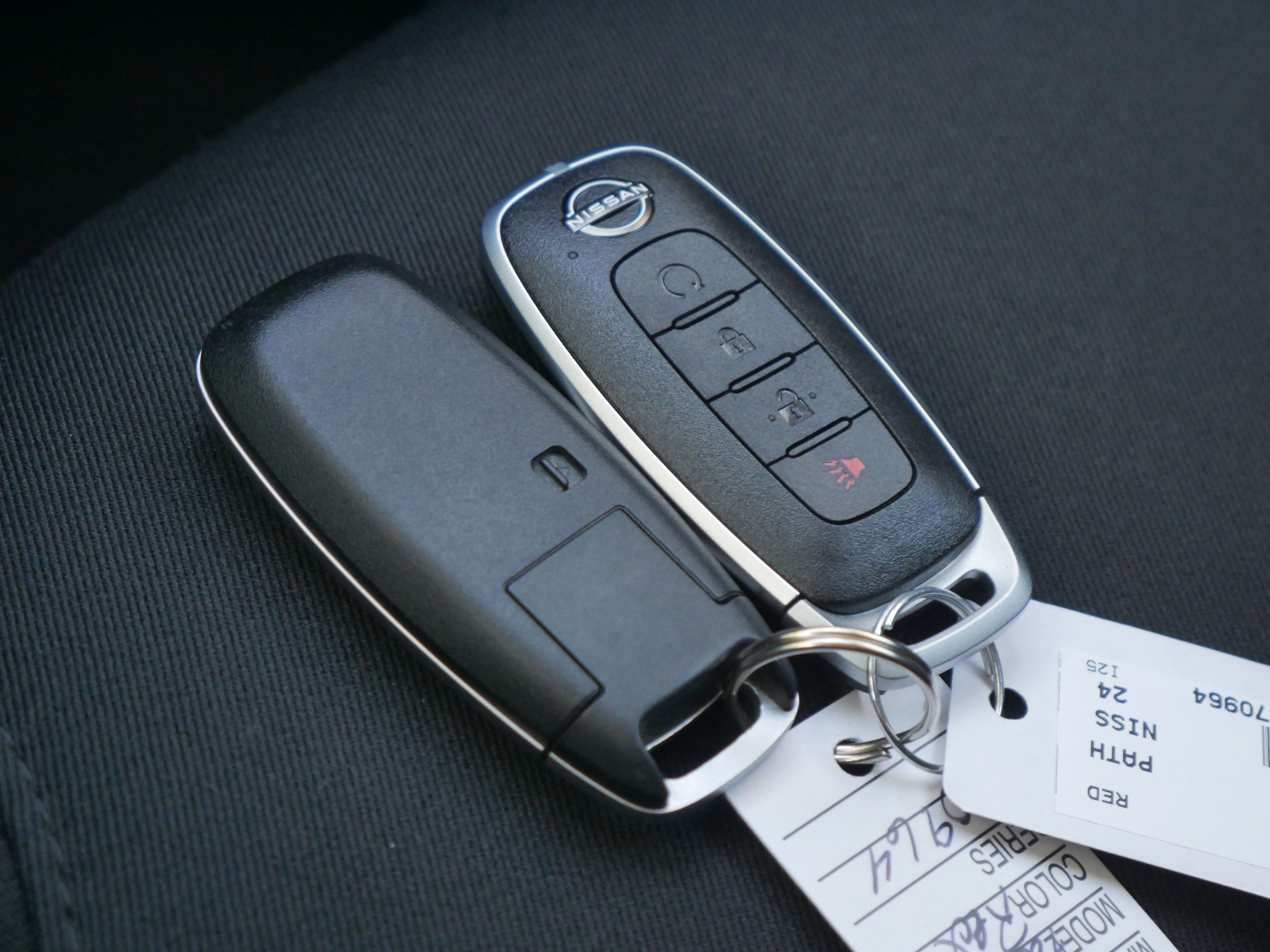 Certified 2024 Nissan Pathfinder SV image 31