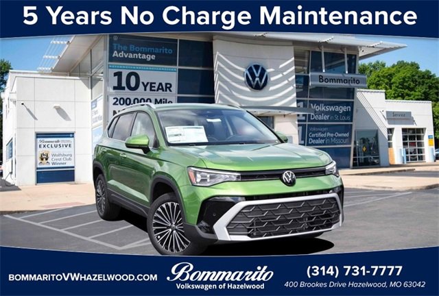 New 2025 Volkswagen Taos SE image 1