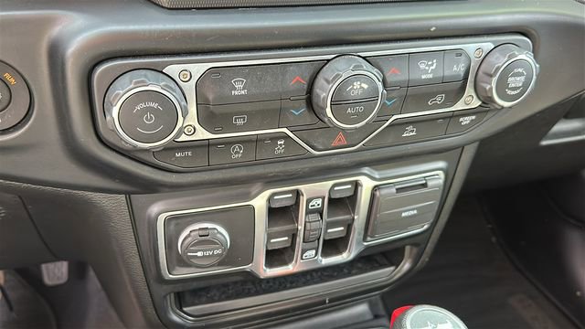 Used 2021 Jeep Wrangler Unlimited Sport image 17