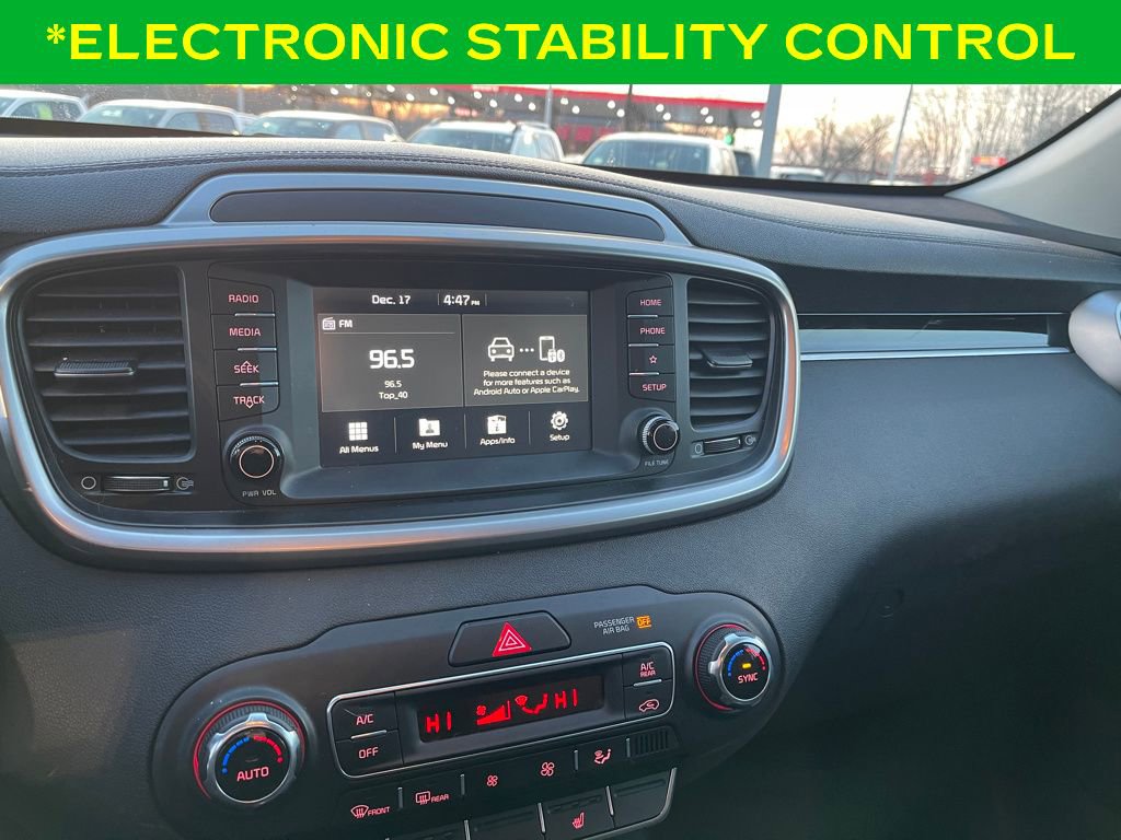 Used 2019 Kia Sorento S image 19