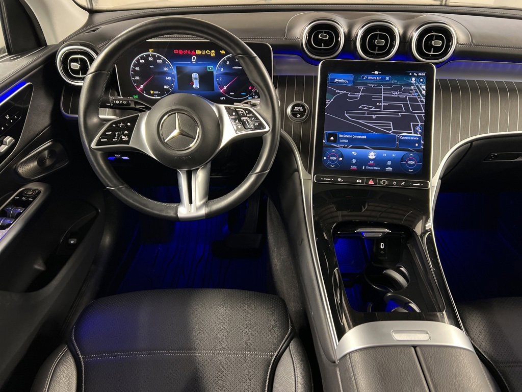 Used 2023 Mercedes-Benz GLC 300 4MATIC image 9