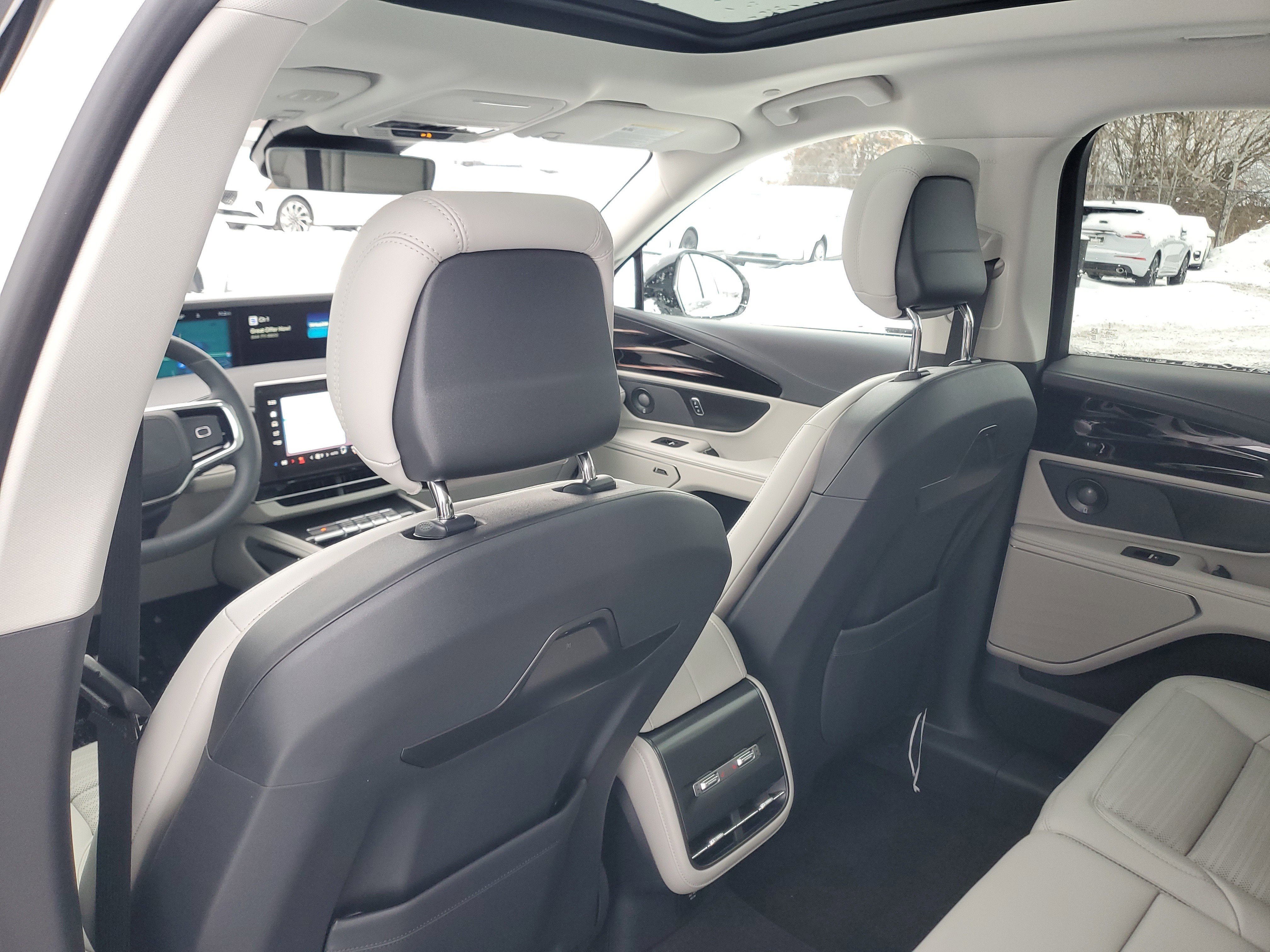 New 2026 Lincoln Nautilus Reserve w/ Jet Appearance Package AWD/4WD image 29