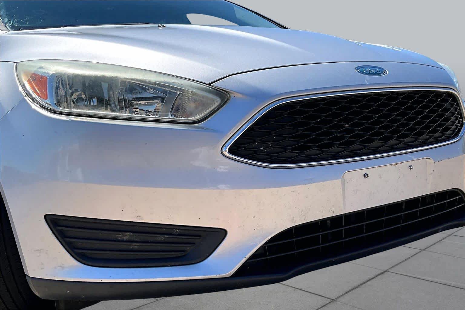 Used 2015 Ford Focus S FWD image 28