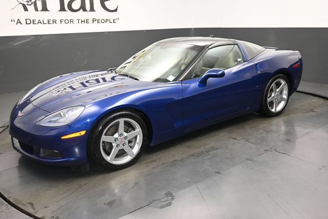 Used 2005 Chevrolet Corvette Coupe w/ Preferred Equipment Group RWD image 26