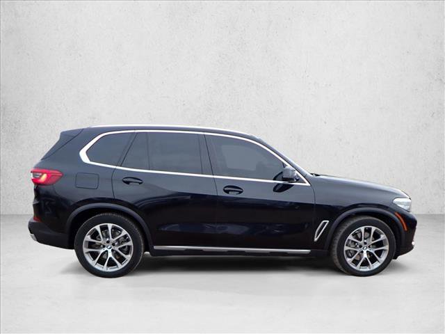 Used 2019 BMW X5 xDrive40i w/ Premium Package 2 image 5