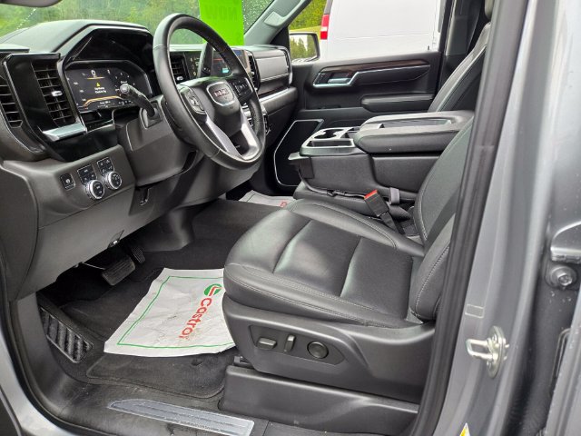 Used 2025 GMC Sierra 1500 SLT AWD/4WD image 10