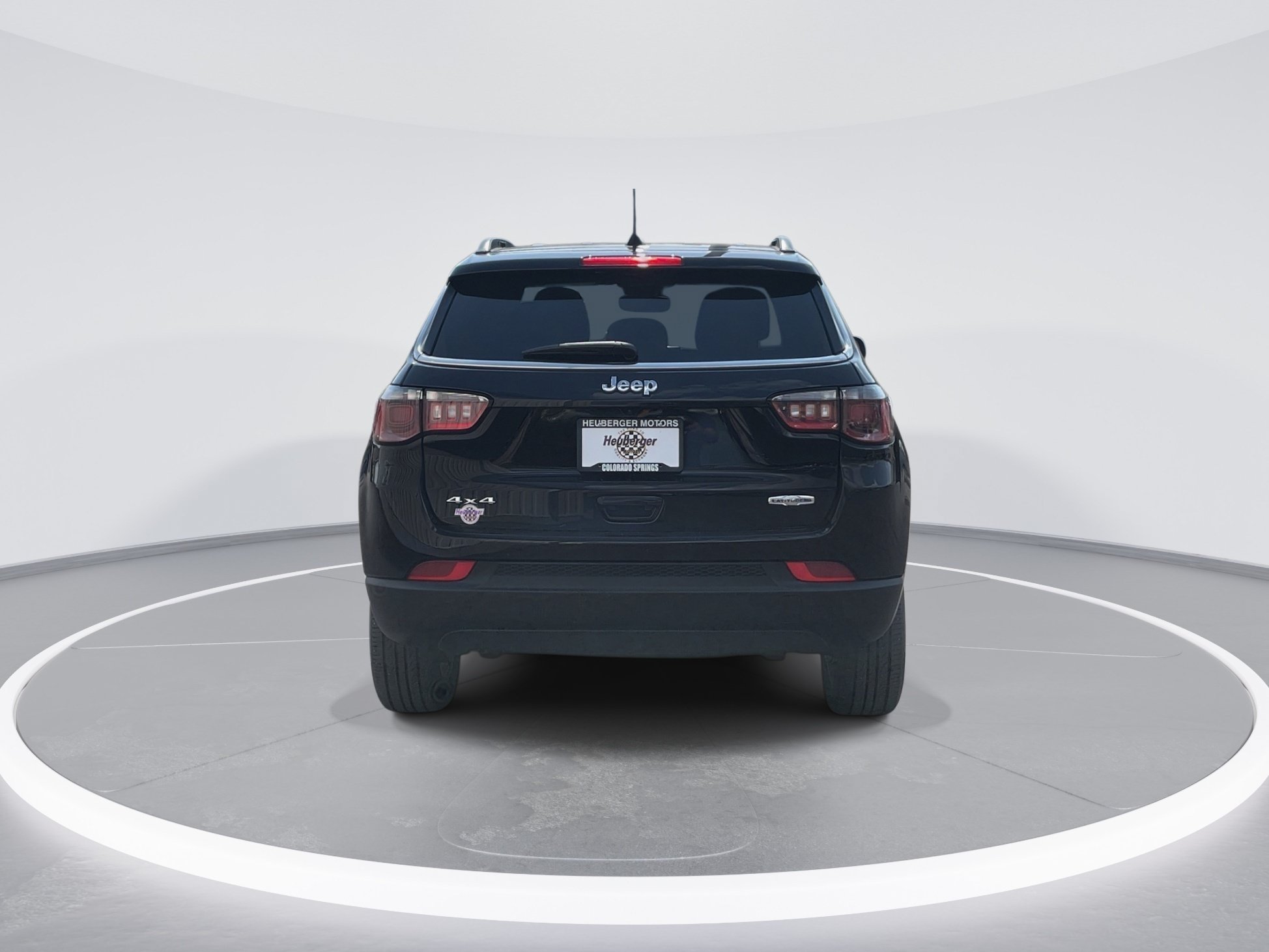 Used 2024 Jeep Compass Latitude AWD/4WD image 6