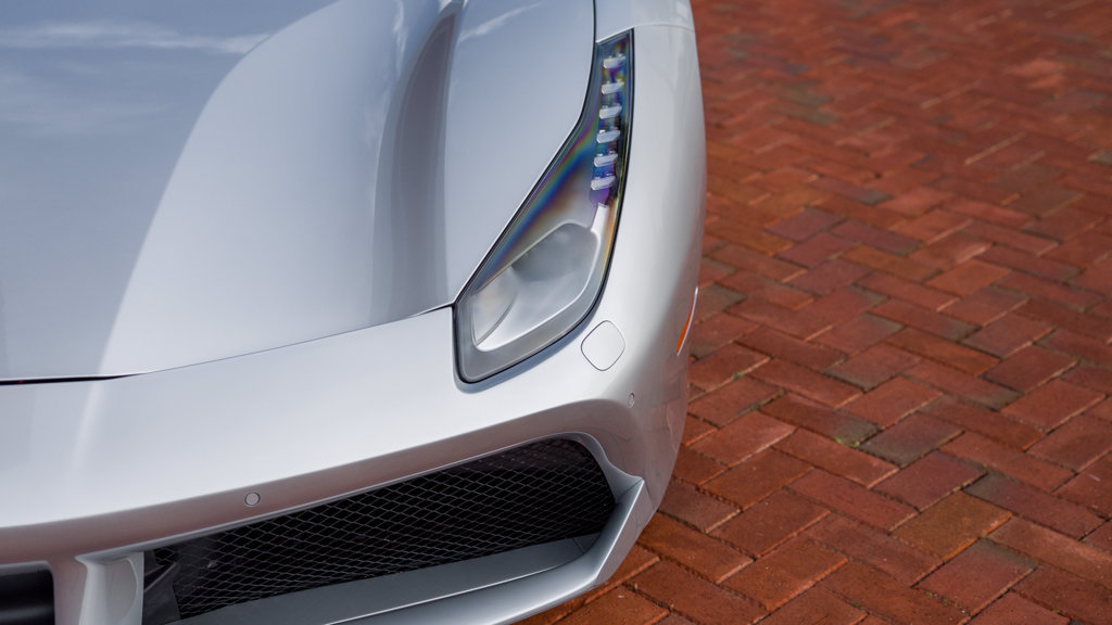 Used 2018 Ferrari 488 Spider RWD image 31