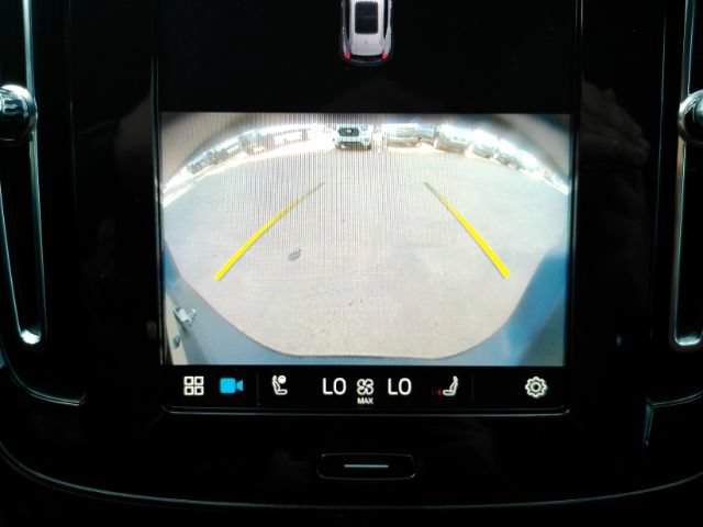 Used 2022 Volvo XC40 P8 Recharge Plus AWD/4WD image 8