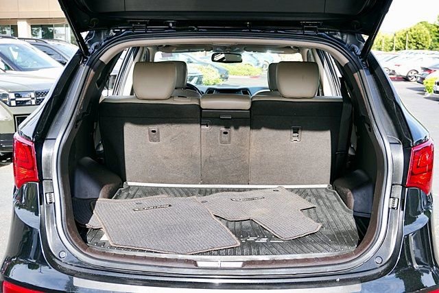 Used 2017 Hyundai Santa Fe Sport w/ 2.4L Tech Package 04 FWD image 13