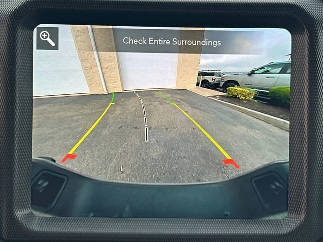 Used 2023 Jeep Gladiator Overland image 30