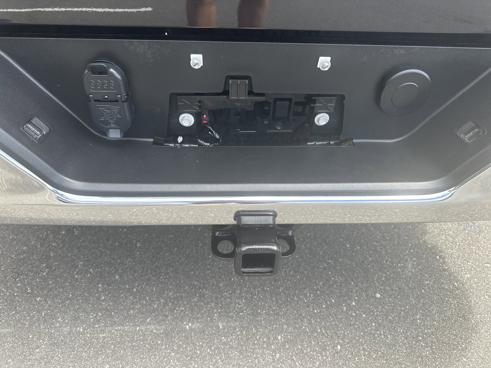 Used 2023 Chevrolet Silverado 1500 LT AWD/4WD image 30