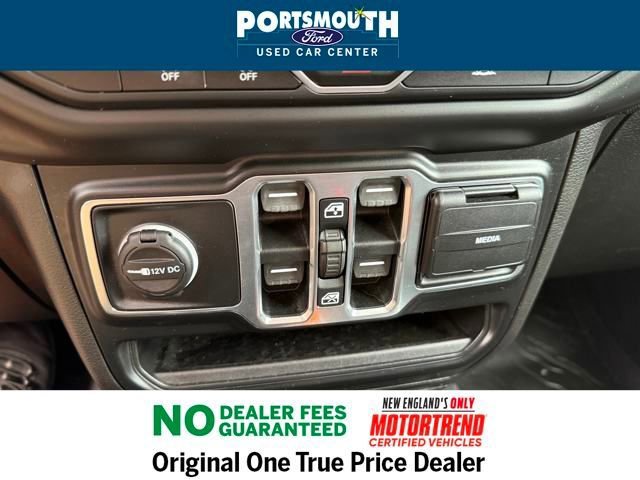 Used 2020 Jeep Gladiator Sport w/ Quick Order Package 24S image 11