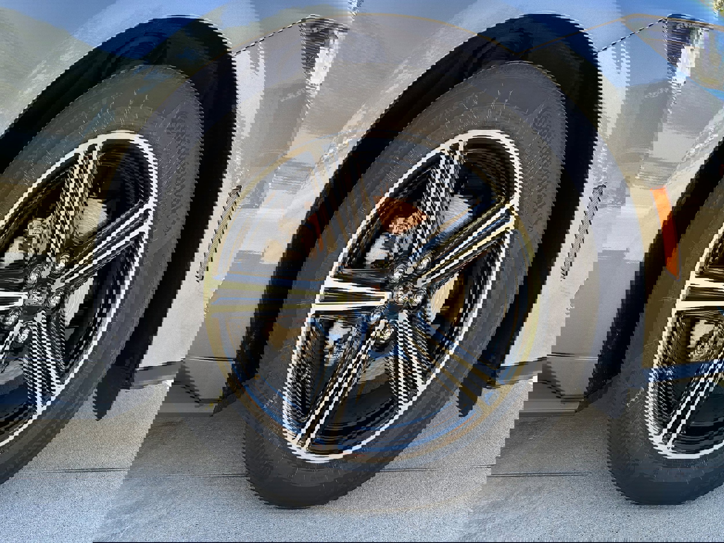 Used 2024 Ford Mustang EcoBoost image 9