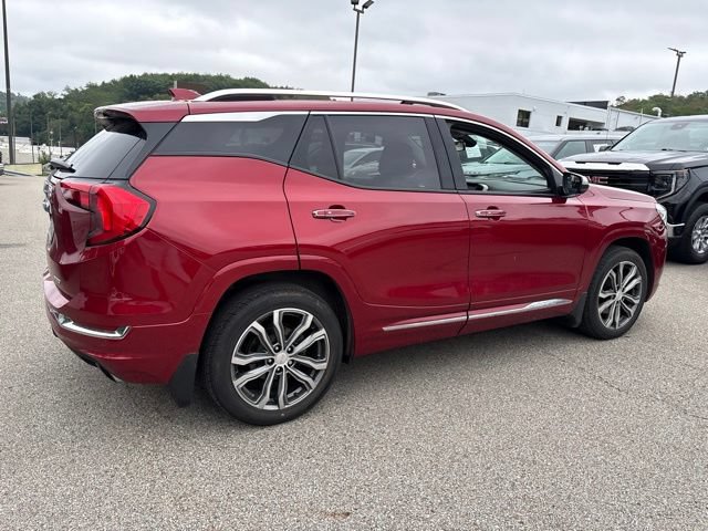Used 2019 GMC Terrain Denali w/ Advanced Safety Package AWD/4WD image 3