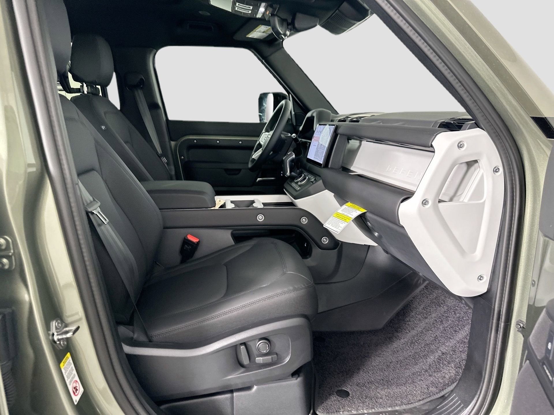 Certified 2025 Land Rover Defender 110 S image 18