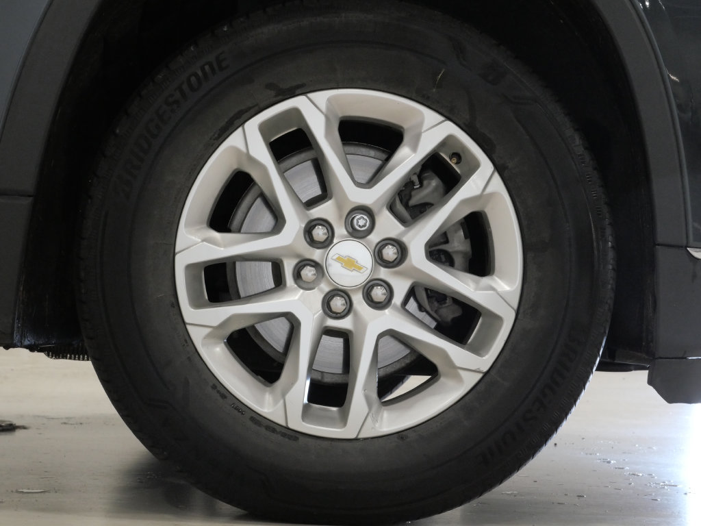 Used 2021 Chevrolet Traverse LT AWD/4WD image 9