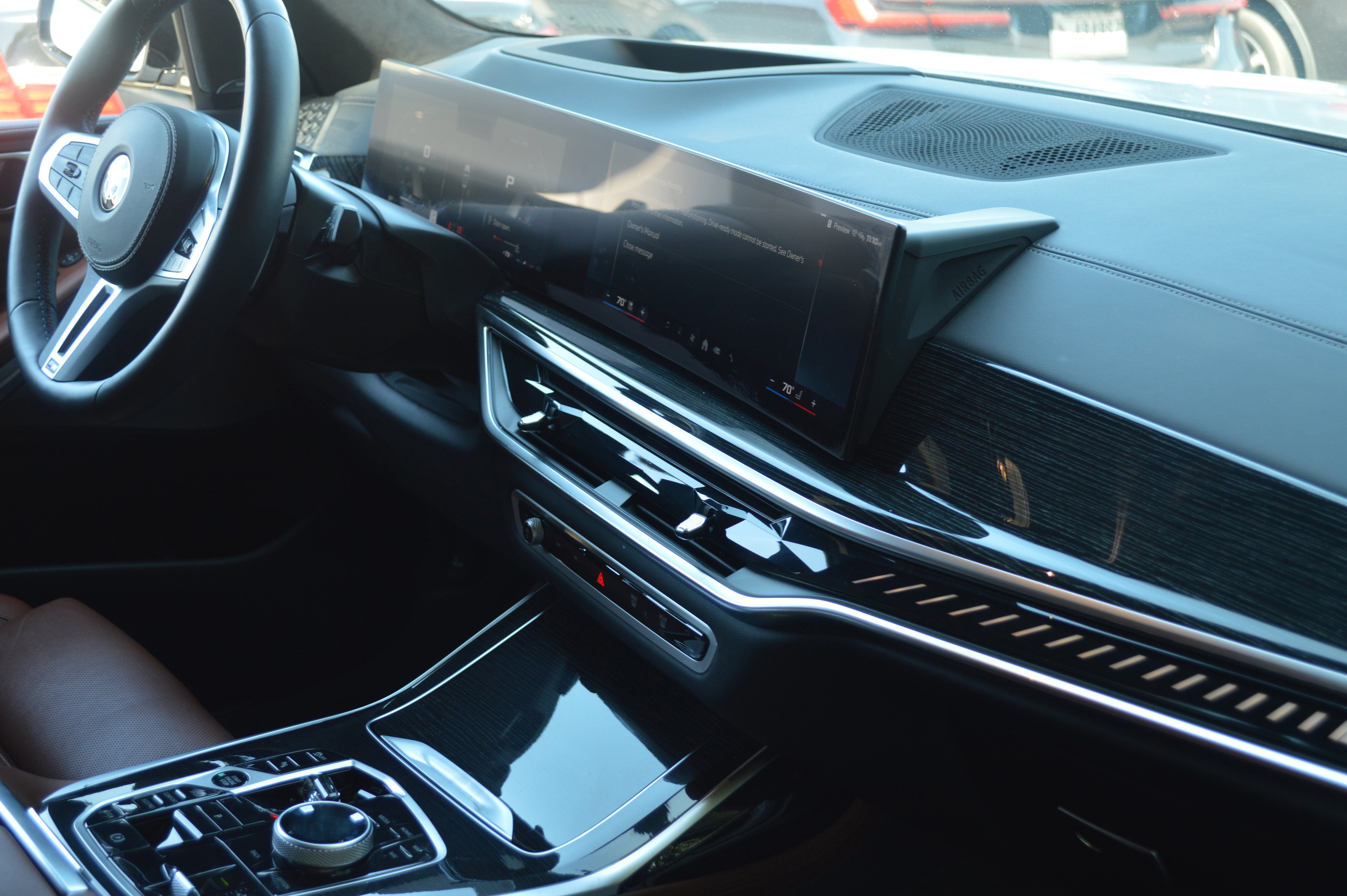 Certified 2026 BMW X7 M60i AWD/4WD image 37
