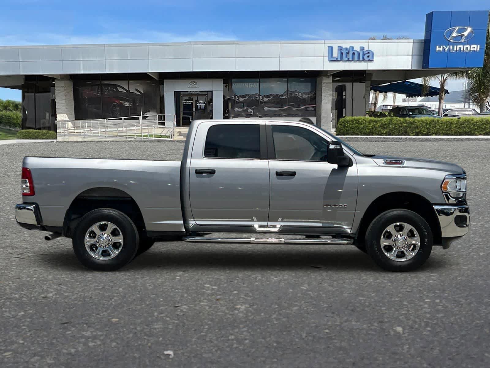 Used 2024 RAM 2500 Big Horn AWD/4WD image 9