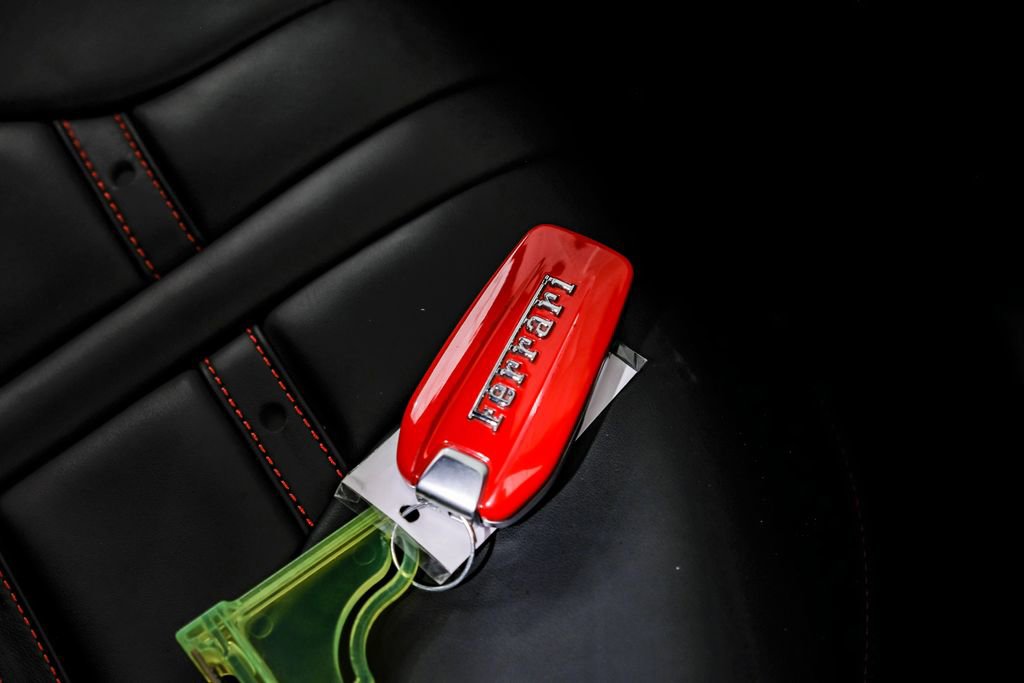 Used 2019 Ferrari 812 Superfast RWD image 55